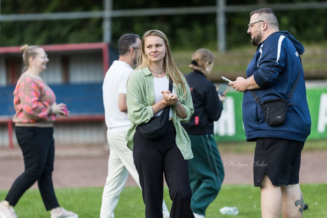 Bild 125 - Loewinnen Cup